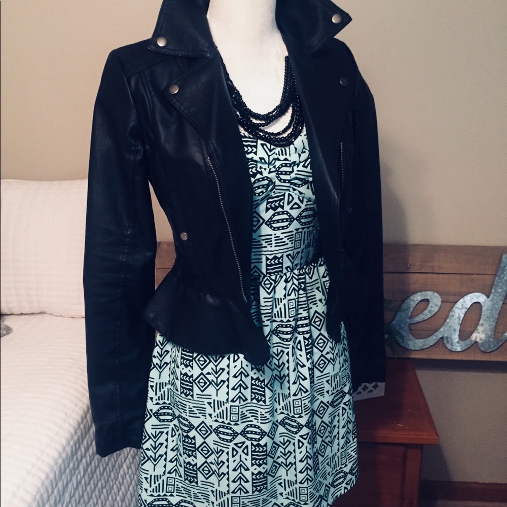 Forever 21 Mint Green Dress Medium